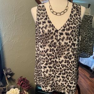 Daniel Rainn sleeveless leopard print top M